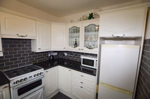 Kitchen- click for photo gallery